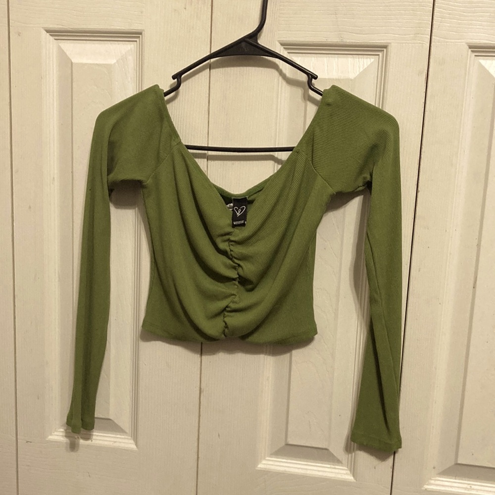 green crop top